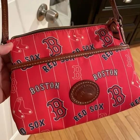 Dooney & Bourke Red Sox Ginger Crossbody ⚾️❤️ - Picture 6 of 8